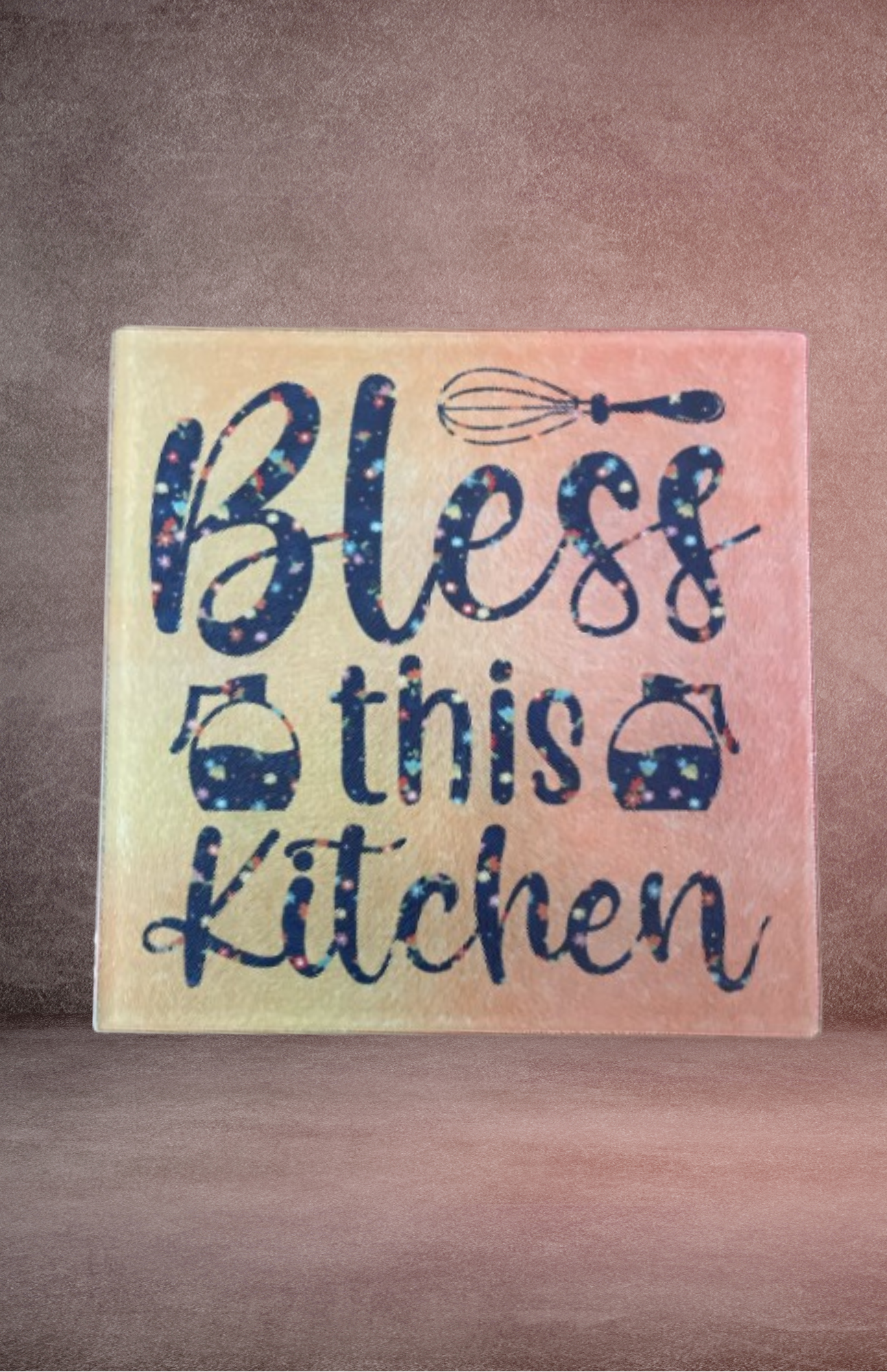 CUSTOM GLASS CUTTING BOARD